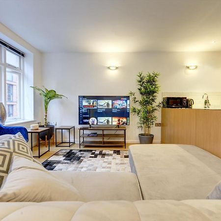 City Centre, 2 Bedroom, Secured Parking, 3 King Bed, Wifi Sleep 6 Guest Comfortable On Three King Size Beds, Jewellery Quarter , Birmingham City Centre , Allocated Secured Parking 外观 照片