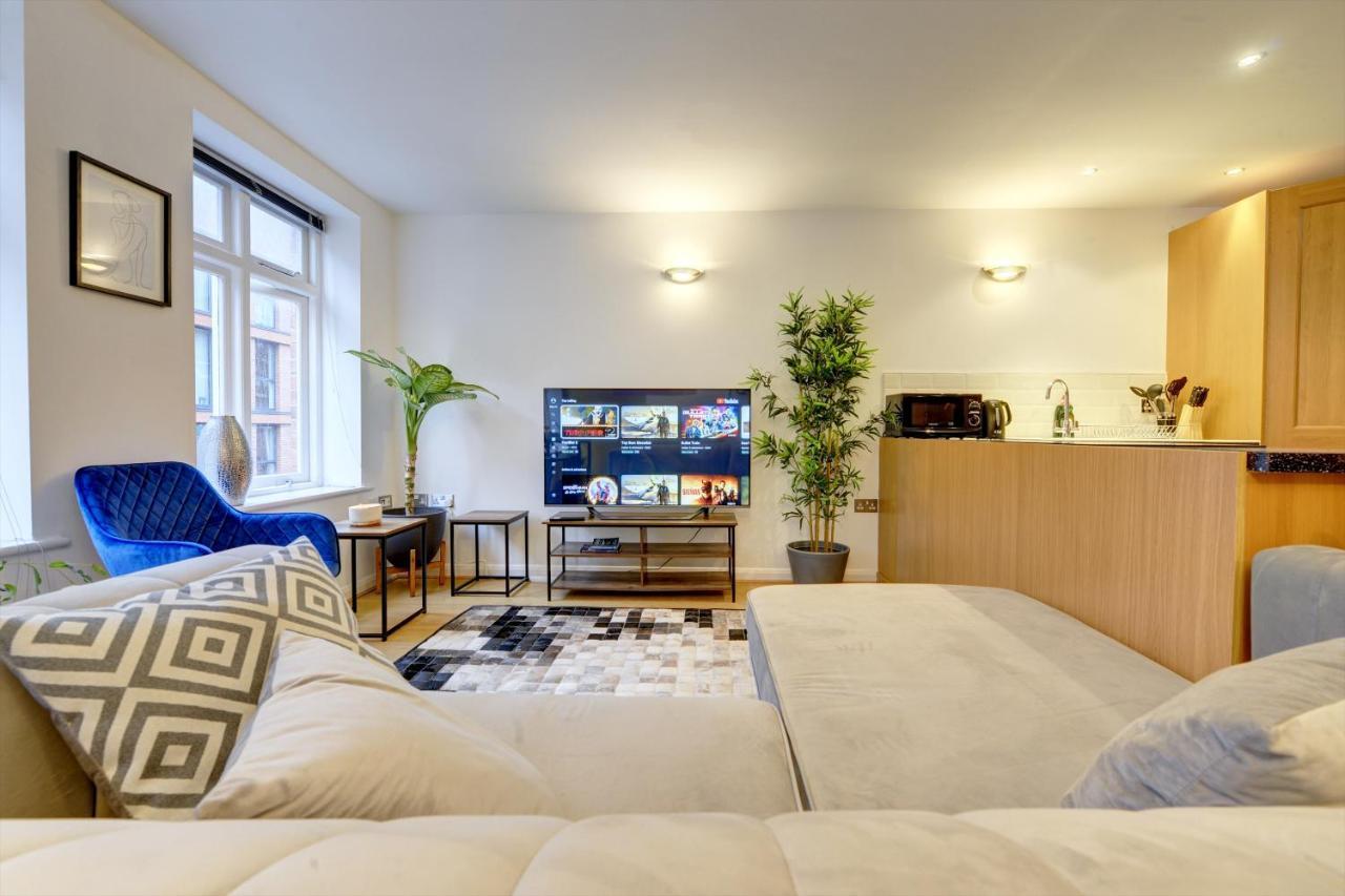 City Centre, 2 Bedroom, Secured Parking, 3 King Bed, Wifi Sleep 6 Guest Comfortable On Three King Size Beds, Jewellery Quarter , Birmingham City Centre , Allocated Secured Parking 外观 照片