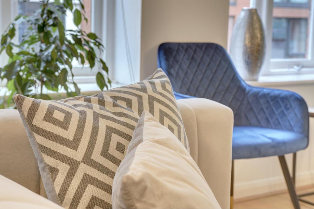 City Centre, 2 Bedroom, Secured Parking, 3 King Bed, Wifi Sleep 6 Guest Comfortable On Three King Size Beds, Jewellery Quarter , Birmingham City Centre , Allocated Secured Parking 外观 照片