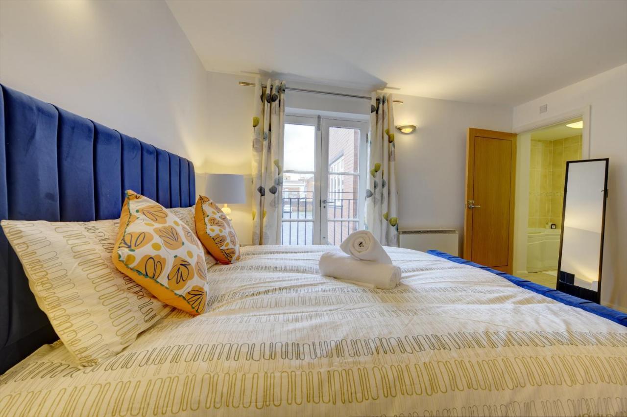 City Centre, 2 Bedroom, Secured Parking, 3 King Bed, Wifi Sleep 6 Guest Comfortable On Three King Size Beds, Jewellery Quarter , Birmingham City Centre , Allocated Secured Parking 外观 照片