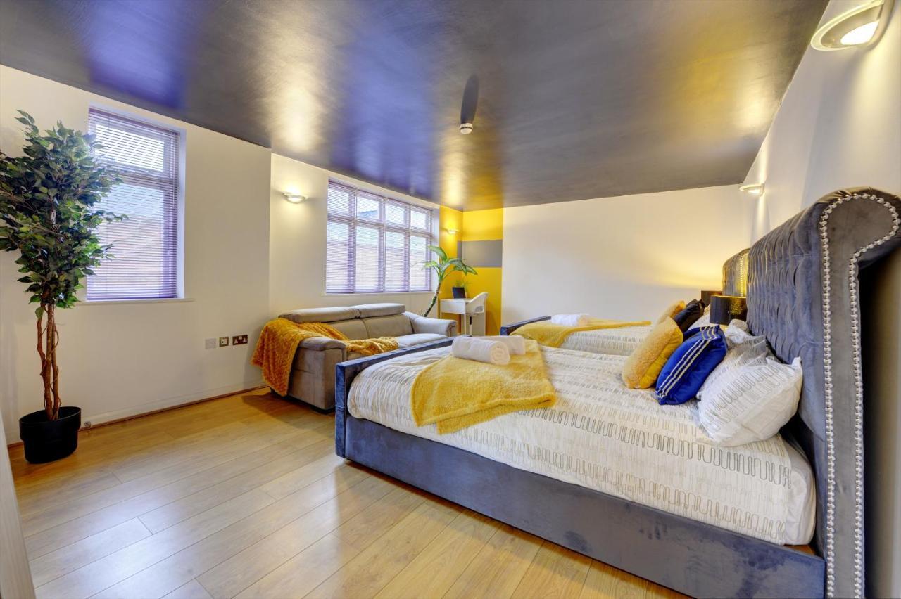 City Centre, 2 Bedroom, Secured Parking, 3 King Bed, Wifi Sleep 6 Guest Comfortable On Three King Size Beds, Jewellery Quarter , Birmingham City Centre , Allocated Secured Parking 外观 照片