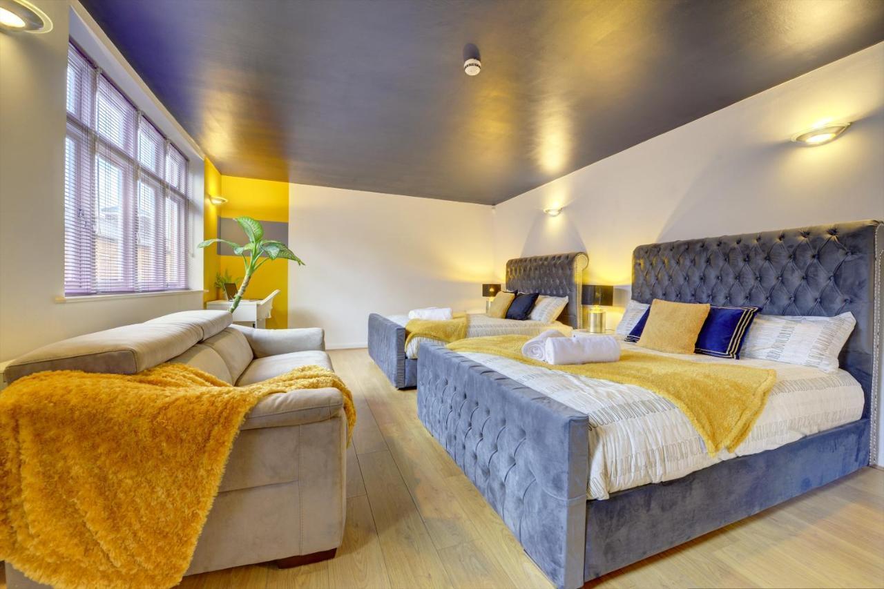 City Centre, 2 Bedroom, Secured Parking, 3 King Bed, Wifi Sleep 6 Guest Comfortable On Three King Size Beds, Jewellery Quarter , Birmingham City Centre , Allocated Secured Parking 外观 照片