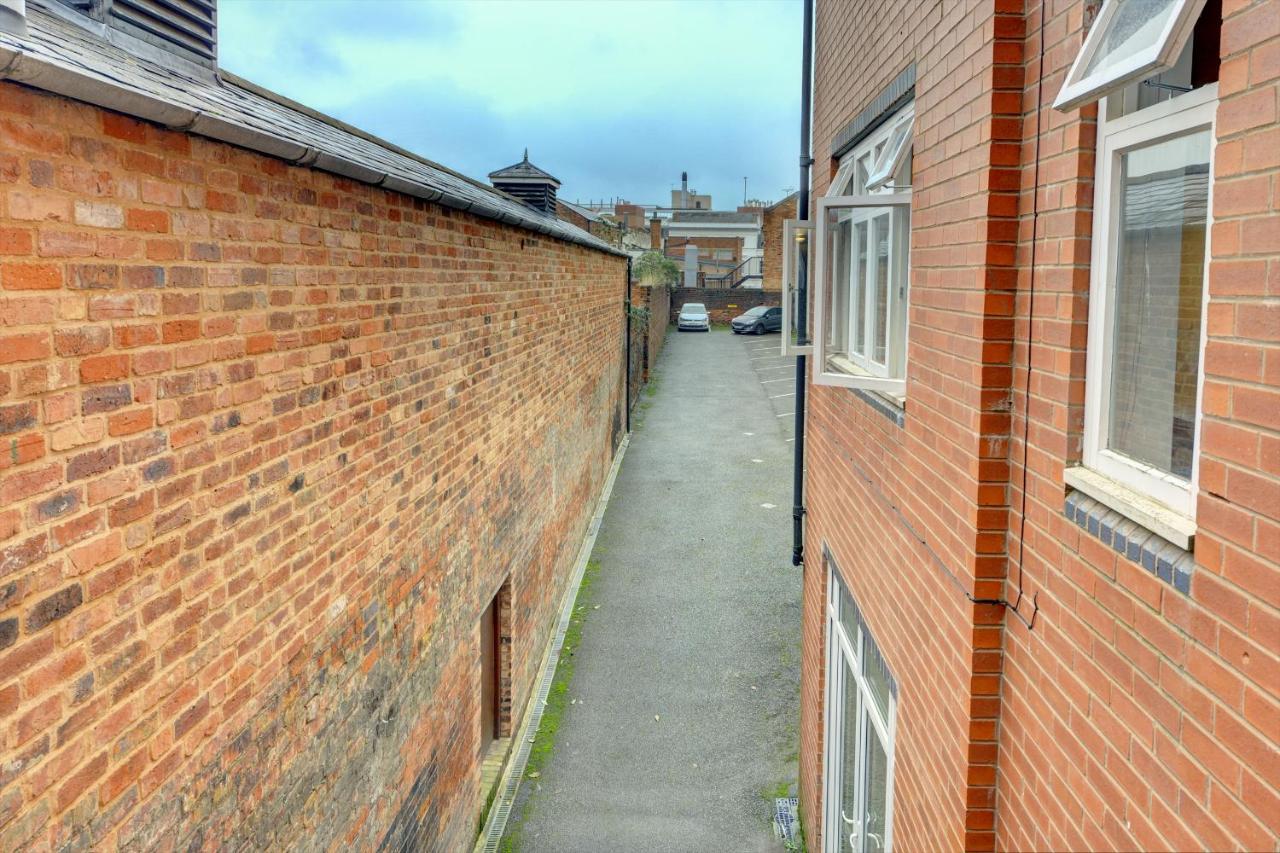City Centre, 2 Bedroom, Secured Parking, 3 King Bed, Wifi Sleep 6 Guest Comfortable On Three King Size Beds, Jewellery Quarter , Birmingham City Centre , Allocated Secured Parking 外观 照片