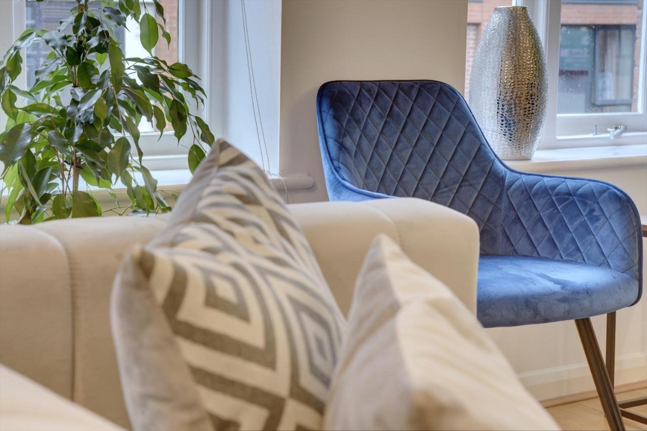 City Centre, 2 Bedroom, Secured Parking, 3 King Bed, Wifi Sleep 6 Guest Comfortable On Three King Size Beds, Jewellery Quarter , Birmingham City Centre , Allocated Secured Parking 外观 照片
